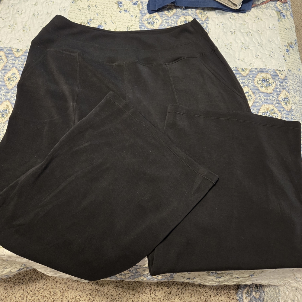 ZYIA Black Wide Leg Pants